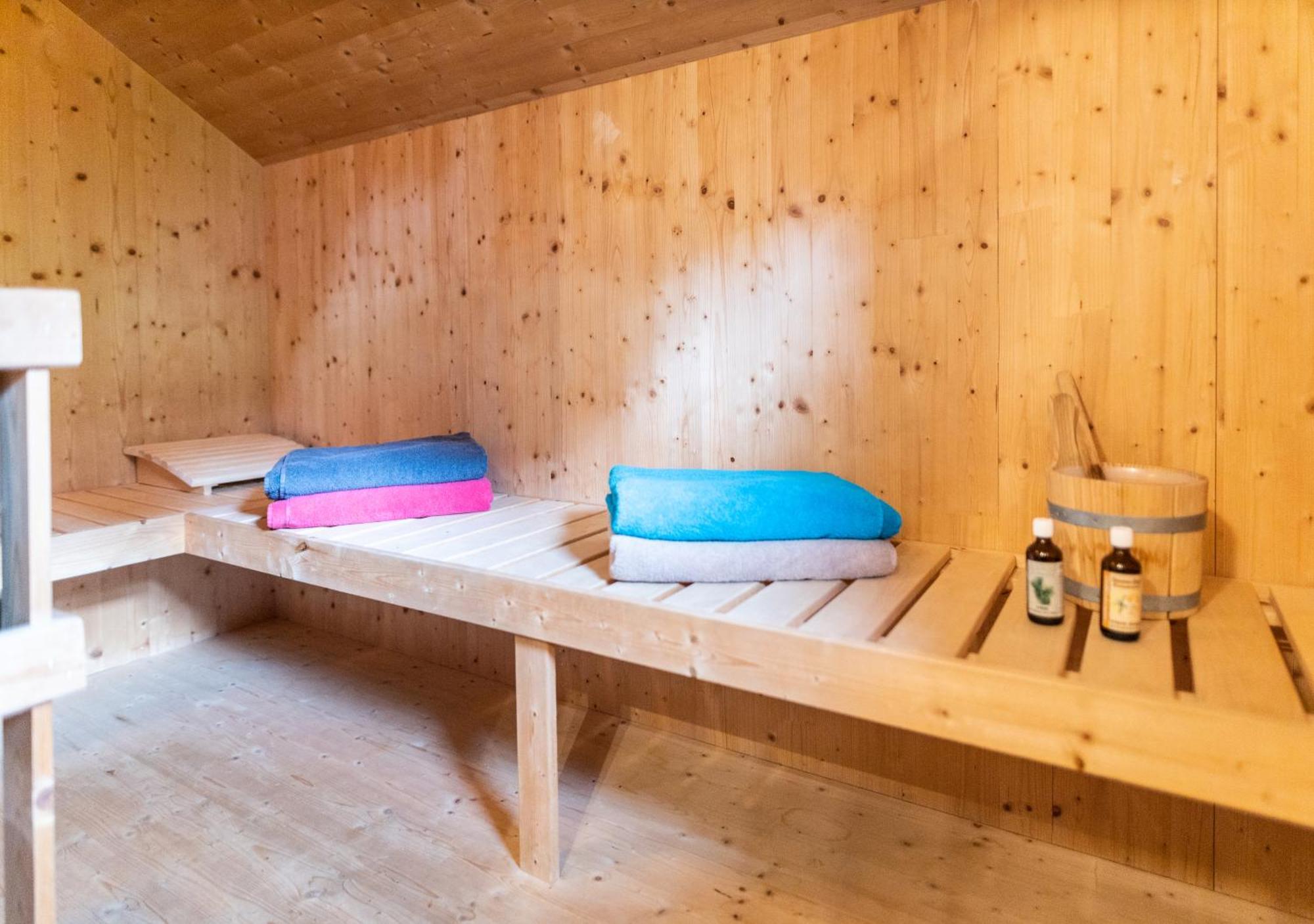 1A Chalet Rast - Wandern, Grillen, Traumblick, Indoor Sauna Bad Sankt Leonhard im Lavanttal Buitenkant foto